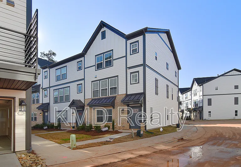 5029 Nestling Spring St — Photo 1