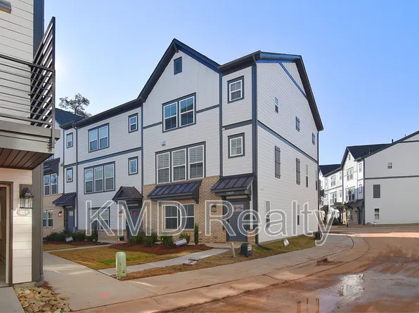 5029 Nestling Spring St, Charlotte, NC 28205