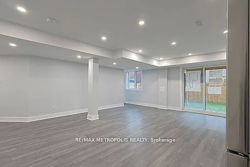 75 Eastgrove Sq #BASEMENT — Photo 5