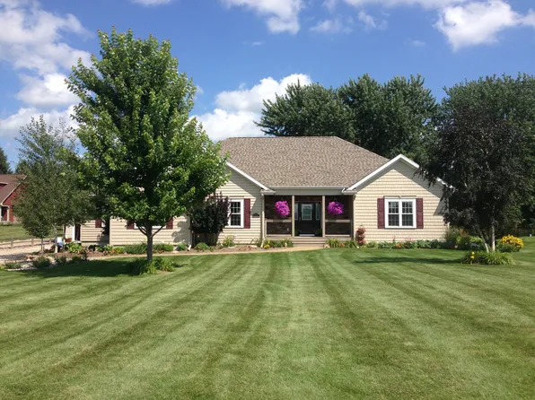 5 Club Dr #C, Spencer, IA 51301