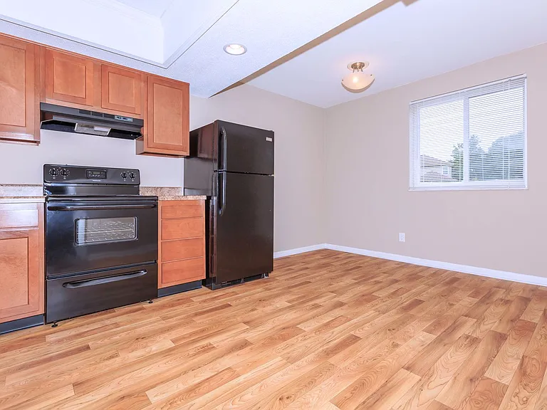 Aspen Pointe Apartments — Photo 6