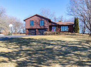 N7791 Ledgeview Springs Dr, Fond Du Lac, WI 54937