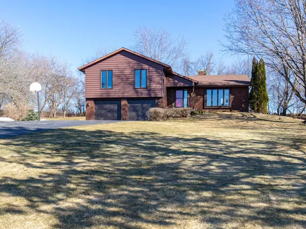 N7791 Ledgeview Springs Dr, Fond Du Lac, WI 54937