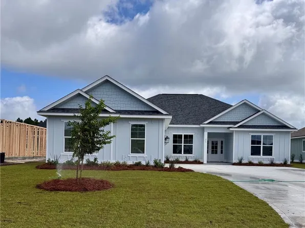 215 Verano St, Kingsland, GA 31548