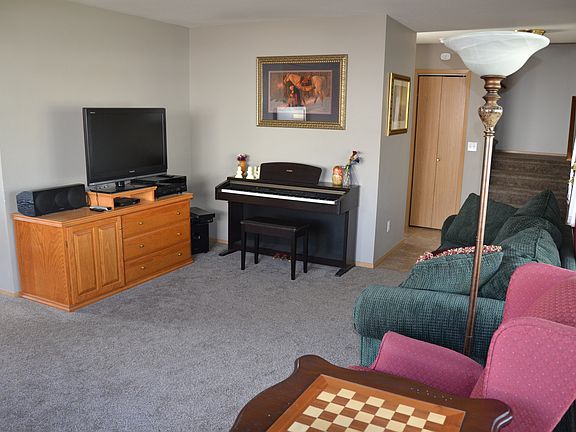 5th image of 1371 E Oasis Cir