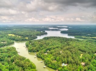 101 Creek View Dr, Seneca, SC 29678