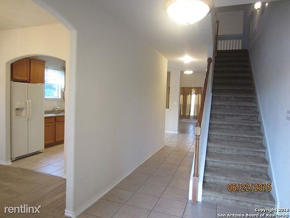photo1