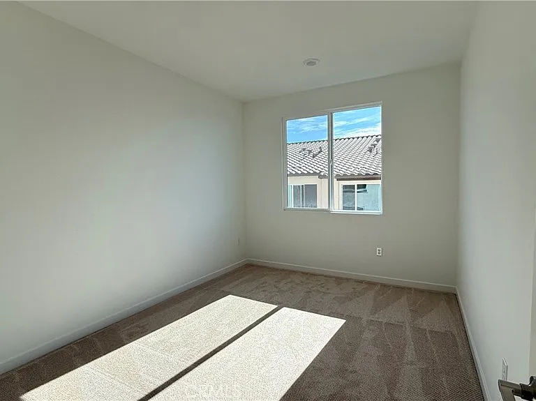 1090 Foothill Blvd #1090 — Photo 1