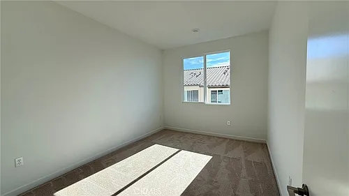 1090 Foothill Blvd #1090 Photo 1