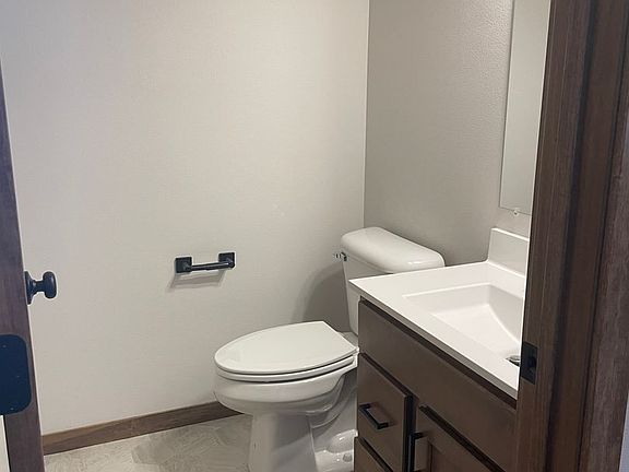 5th image of 2501-2507 E Copalis Pl #2505