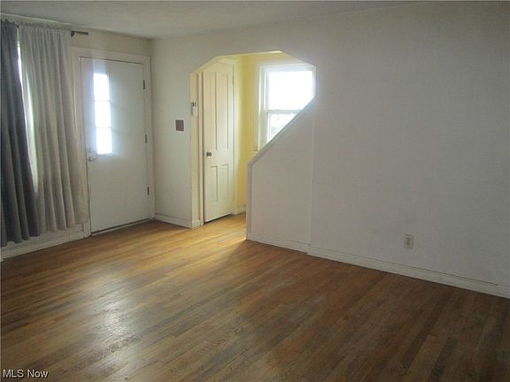 2nd image of 5708 South Blvd
