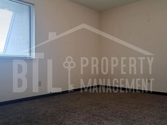 5th image of 122 Brentwood St APT 7