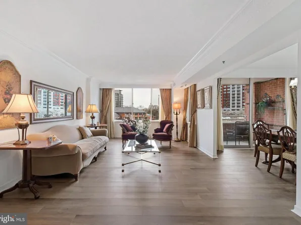 5809 Nicholson Ln APT 306, Rockville, MD 20852