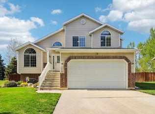 2119 N 2360 W, Clinton, UT 84015