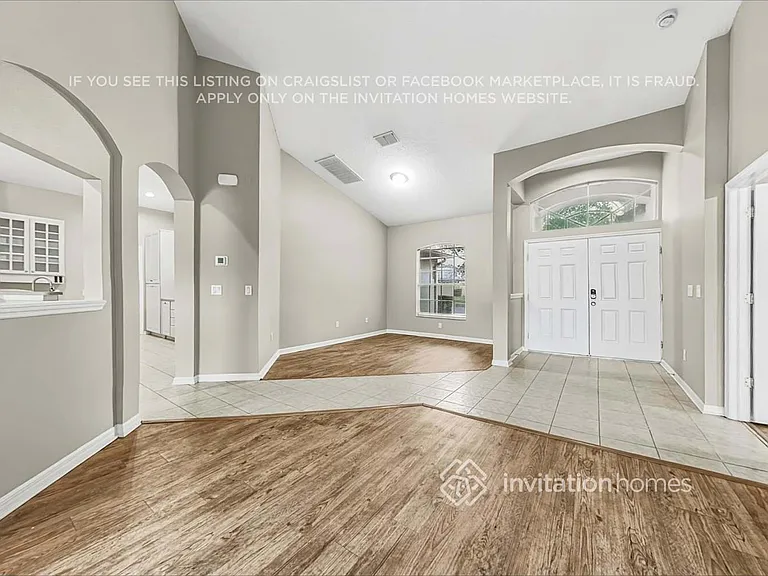 9424 Clover Glen Dr — Photo 4