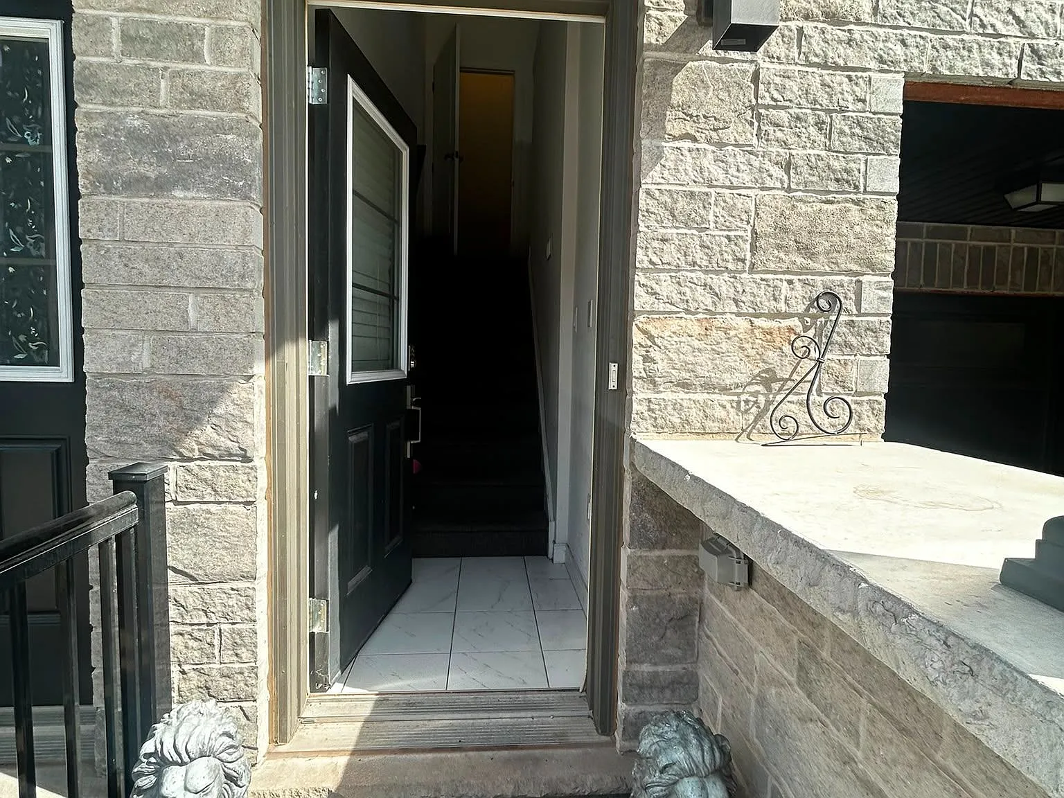 3 bed, $2,600 — Photo 3