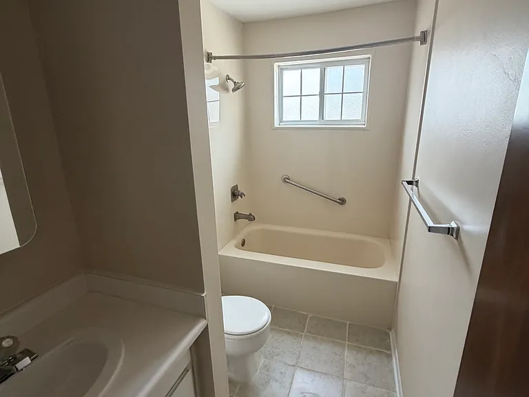 705 E Alameda St #1 — Photo 6