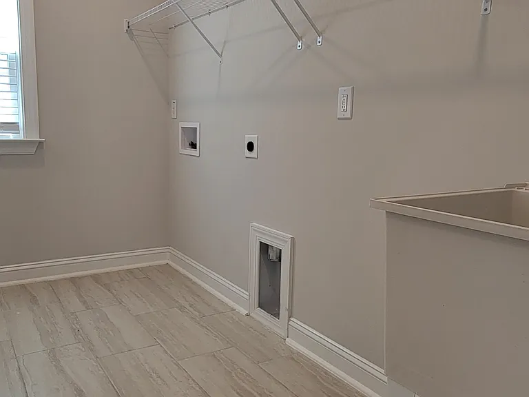 745 Cormiche Ln — Photo 28