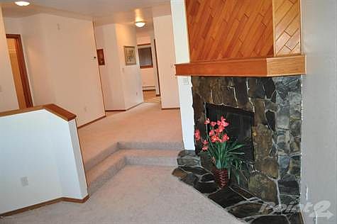 4th image of 9720 Vanguard Dr APT 17