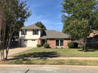 3028 Thomas Ct, Grapevine, TX 76051