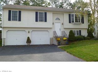 64 Spruce St, Wethersfield, CT 06109