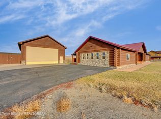 6 Old Brazzill Trl, Pinedale, WY 82941