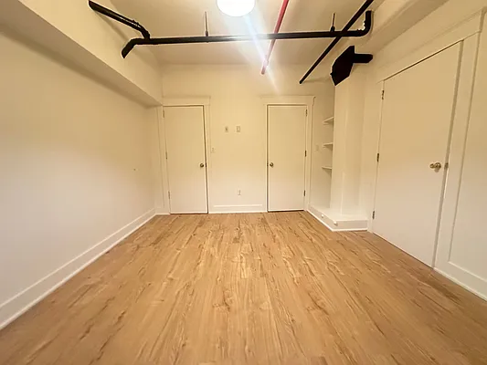 Rented by Dream Space Realty | media 16