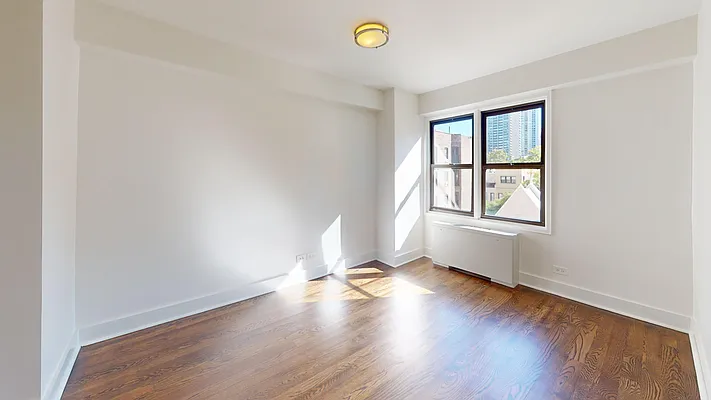 Rented by Bond New York | media 14