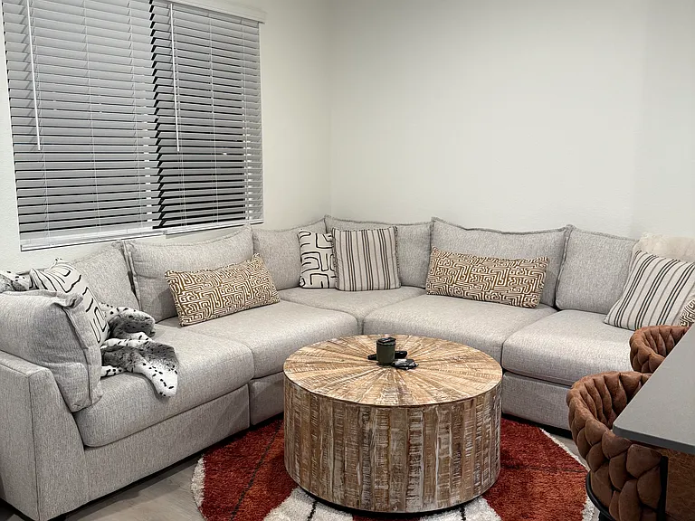 418 Mountain Bluebird Dr — Photo 2