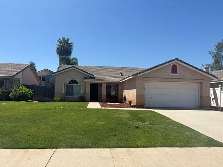 11511 Bay Meadows Ln — Photo 1