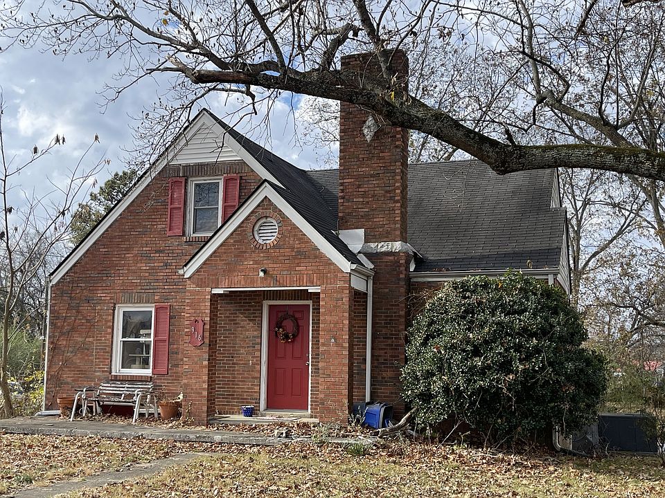 1st image of 916 S Cannon Blvd