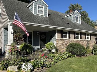 2340 Norman Dr, Stow, OH 44224