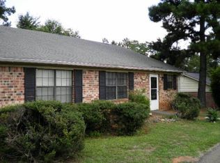 660 Timothy Rd, Athens, GA 30606