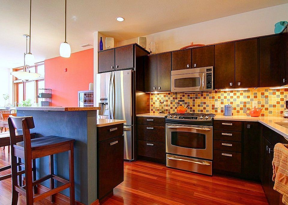 1st image of 3502 Dennett Dr APT 205
