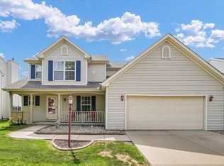 3911 Tallgrass Dr, Champaign, IL