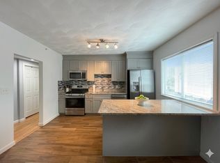 48 Derby St #1, Somerville, MA 02145