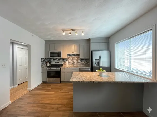 48 Derby St, Somerville, MA