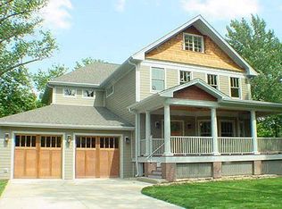 5513 Middaugh Ave, Downers Grove, IL 60516