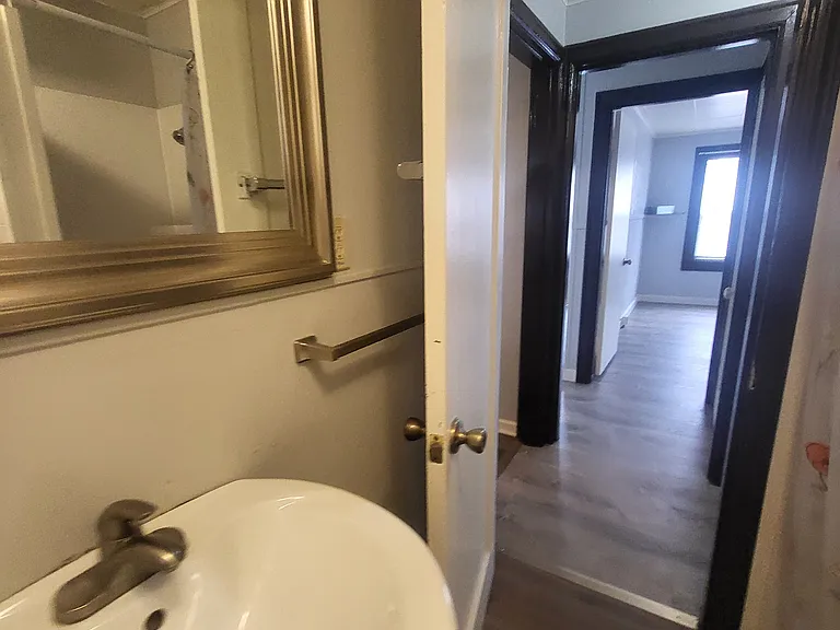 2854 NE Highway 101 — Photo 18