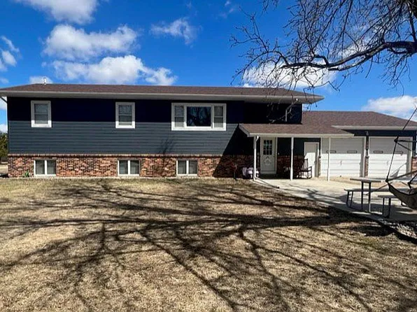 104 Ash St, Ferney, SD 57439