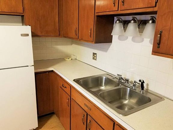 3rd image of 50 School St #14