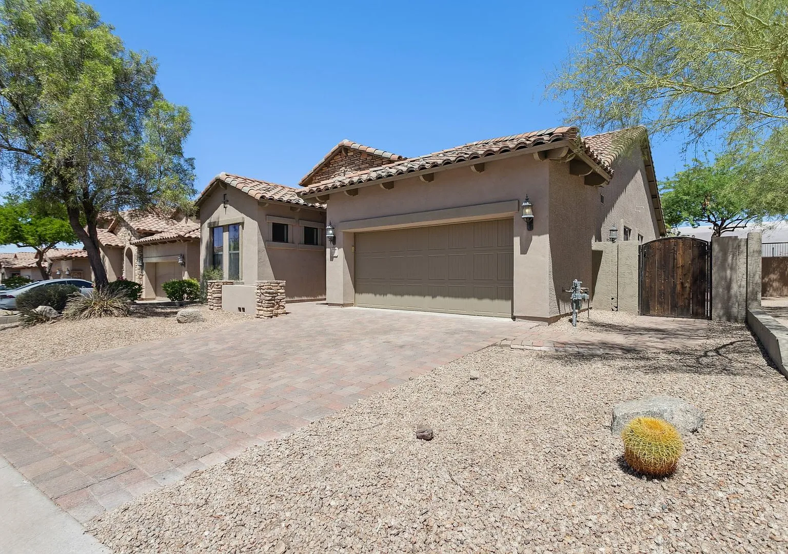 A Beautiful Las Sendas Home in a Gated Community — Photo 3
