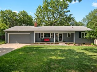 5608 W 70th St, Prairie Village, KS 66208