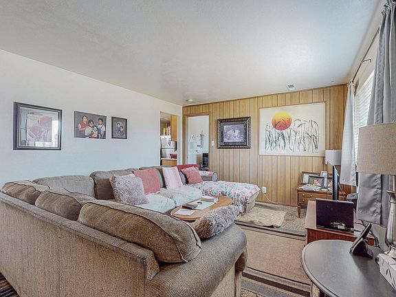 4th image of 10401 Menaul Blvd NE