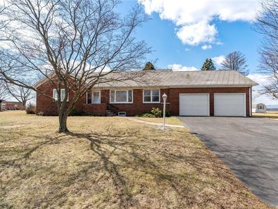 5763 Kesslersville Rd, Nazareth, PA, 18064