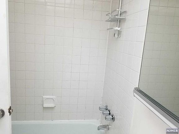 5th image of 1600 Center Ave APT 10B