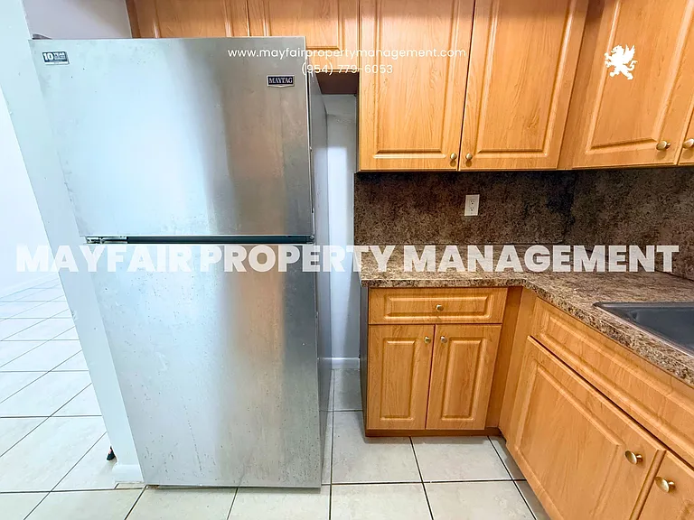 401 NW 43rd St — Photo 19