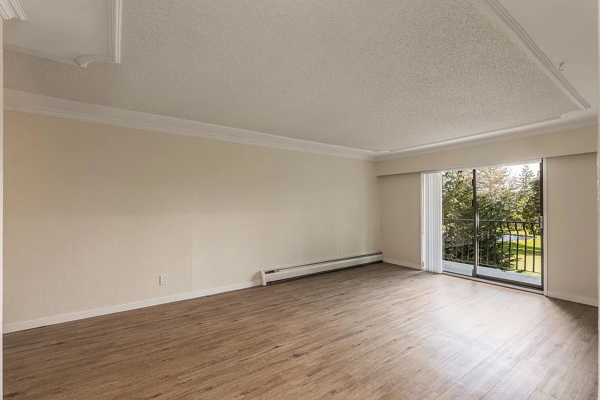 Highland Place Apartments — Photo 3