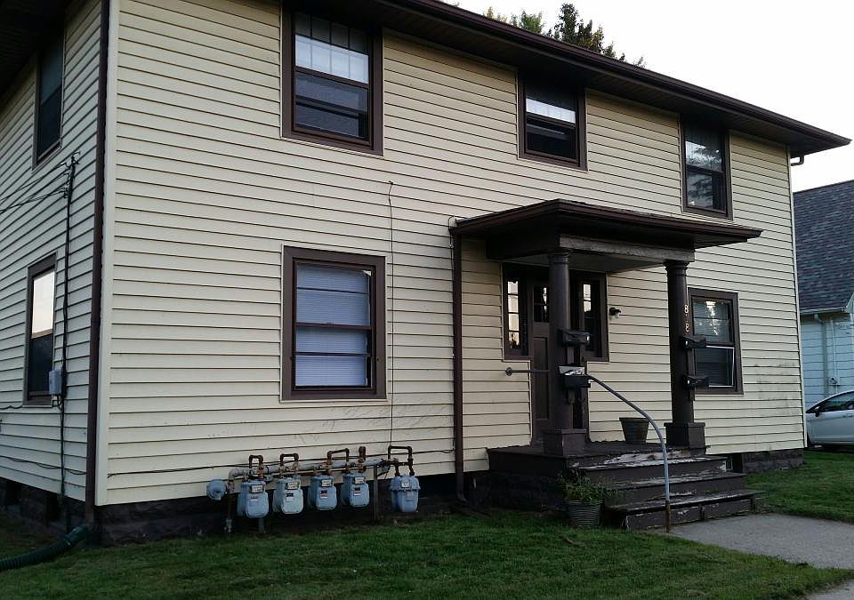 1st image of 818 Camlin Ave