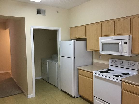 4th image of 10873 Windsor Walk Dr #4104